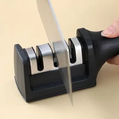 Aiguiseur de Couteau - KnifeSharpener™ - Noir - Cuisine DG